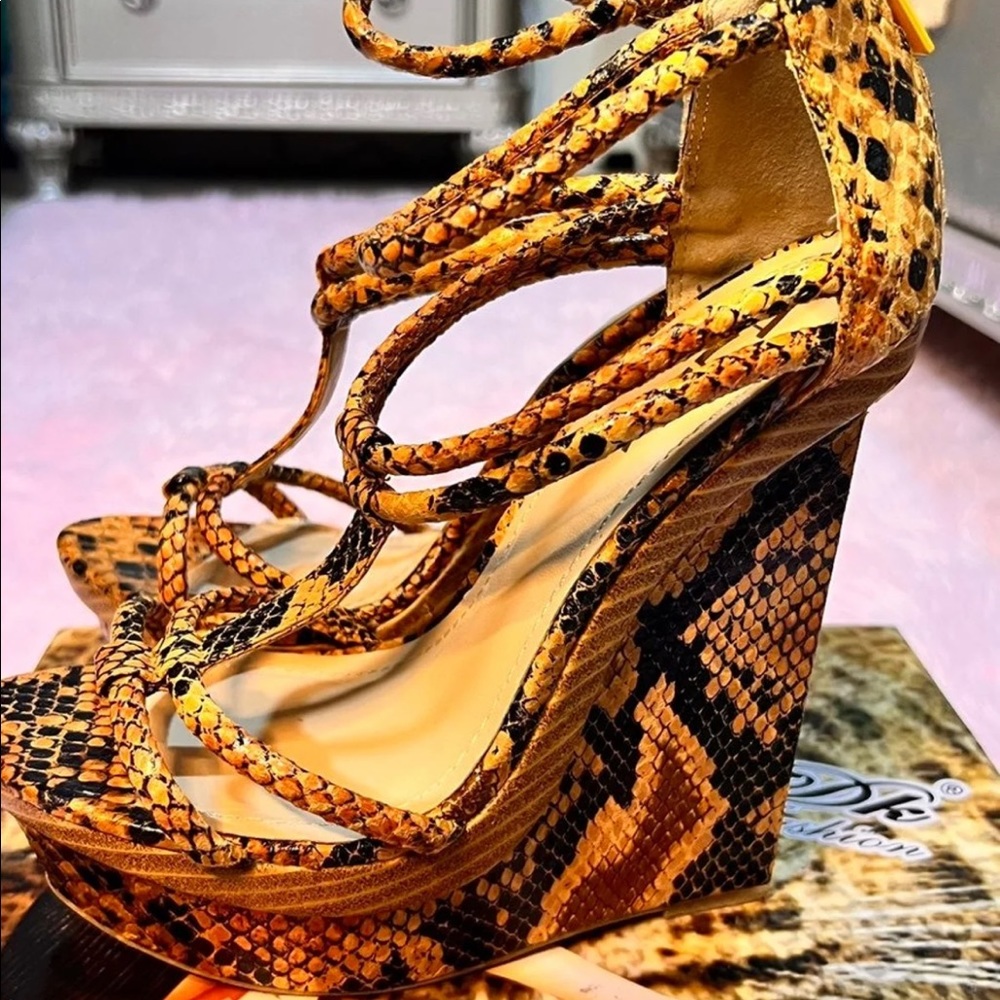 Alba Cheetah Print Wedge Platform Heels   AllOffersConsidered!!